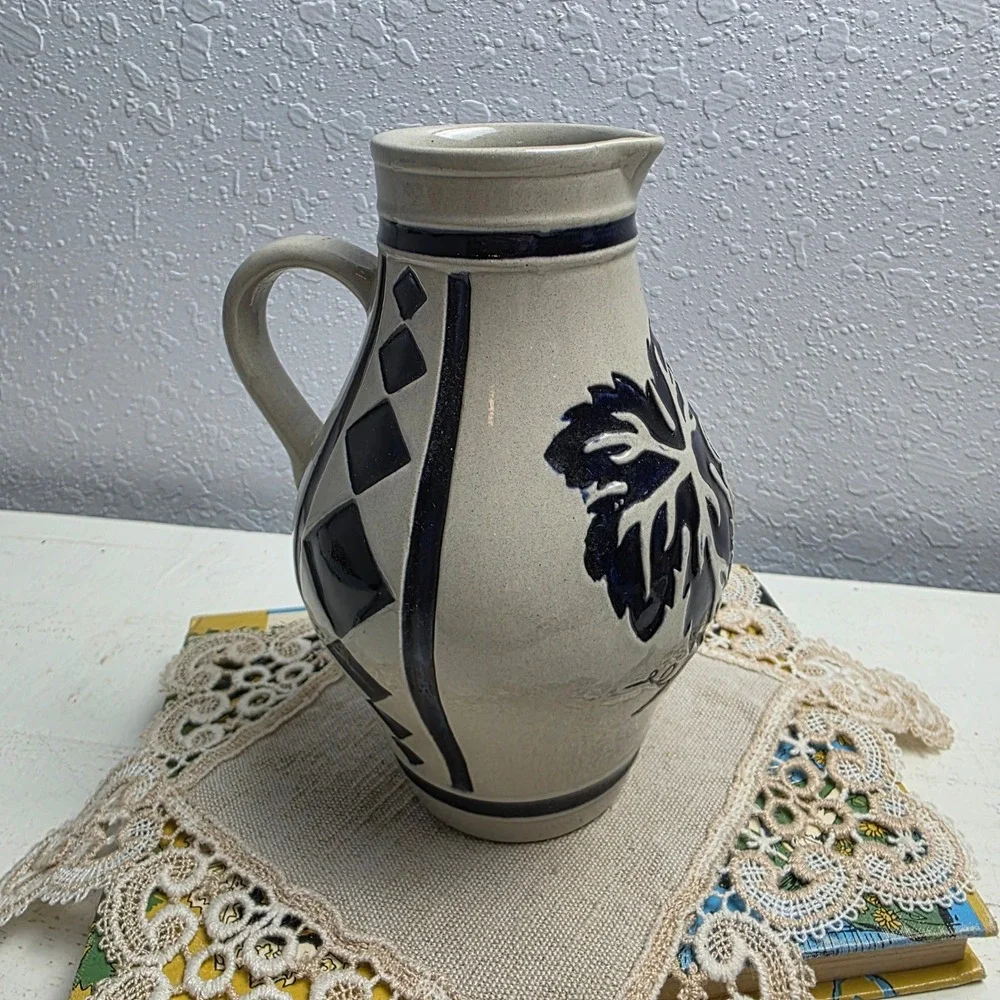 Vintage‎ Stoneware Pottery Pitcher Creamer Grapevine Checkered Blue  Folk Art